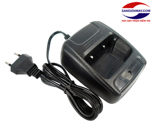 Sạc pin của bộ đàm Baofeng 666-888-777